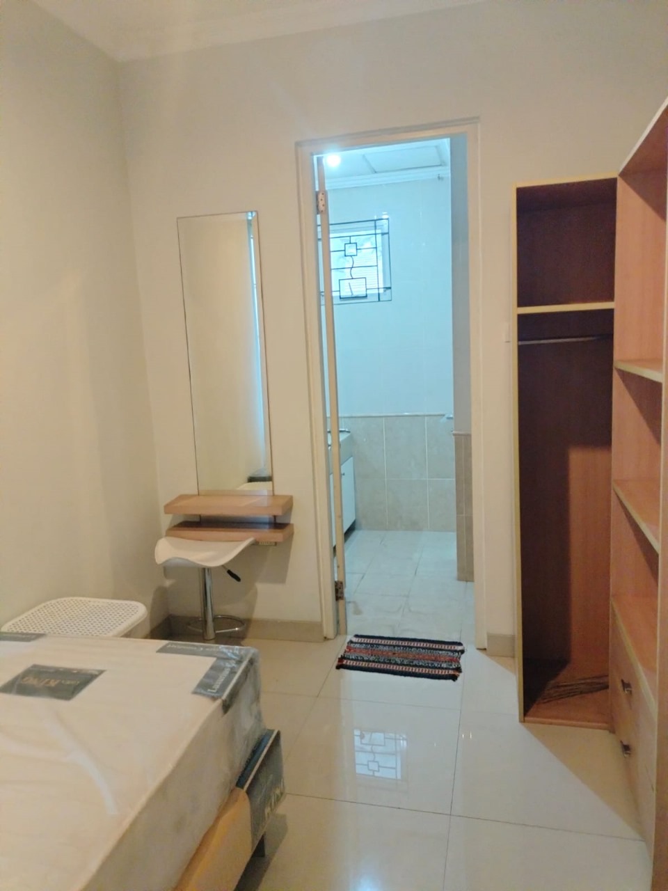 Rumah disewakan Fully Furnished Di Oakwood Lippo Cikarang
